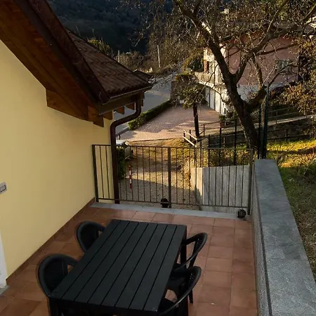 Casa Giardino Panoramico Ferienhaus *